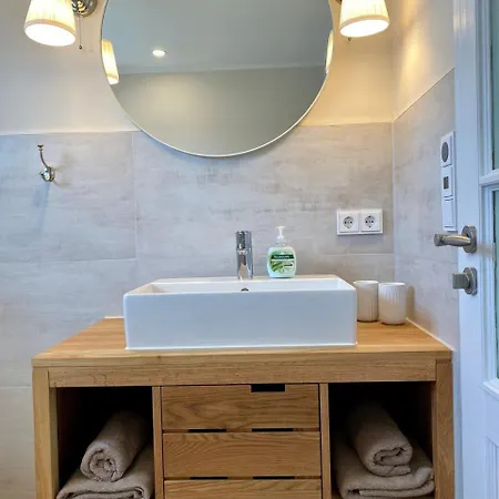 Strandhaus Luma - Hochwertiges Für 6 Personen In Strandnähe Ferienhaus