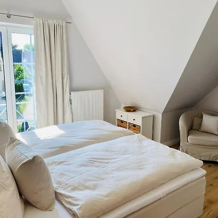 Strandhaus Luma - Hochwertiges Fuer 6 Personen In Strandnaehe Holiday home *